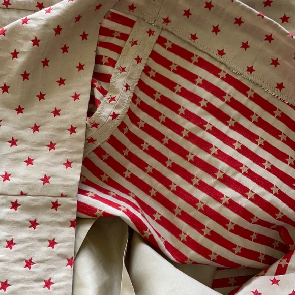 🇨🇦 Christian Chenail Satiny Cream Pencil Skirt With Red Stars, Size 6 - Picture 13 of 16